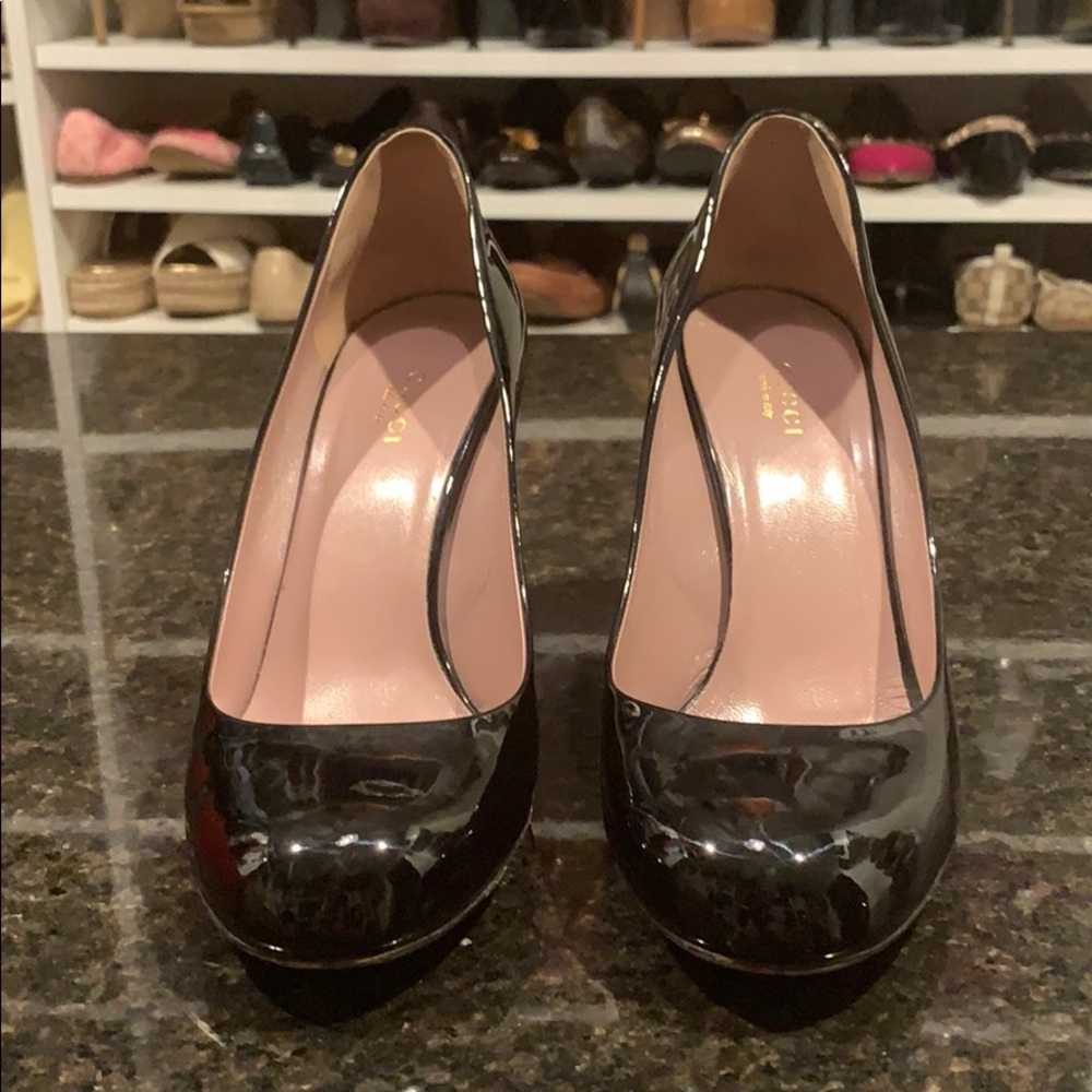 Authentic GG Patent leather Wedge Pumps size 9.5